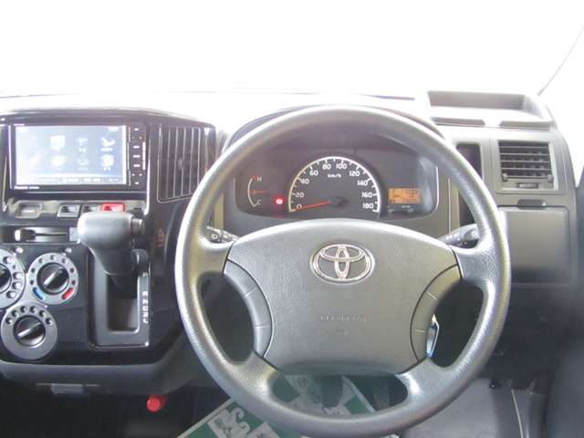 Toyota Light Ace Van 5