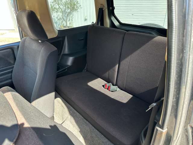 Mitsubishi Pajero Mini 10