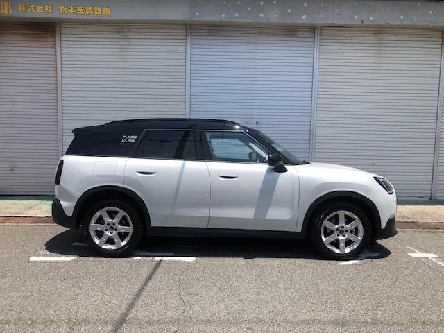 MINI Countryman 4