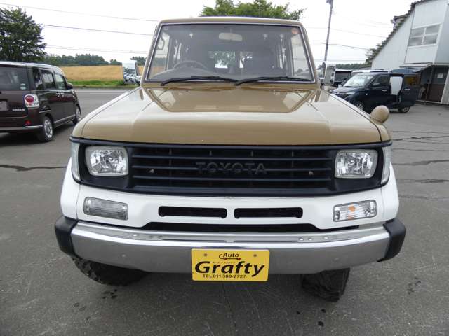 Toyota Land Cruiser Prado 2