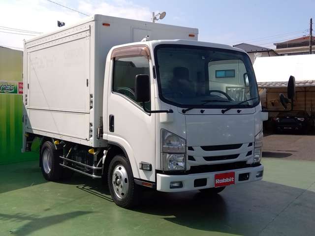 Isuzu Elf 3