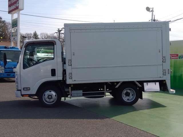 Isuzu Elf 5