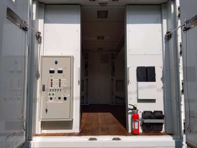 Isuzu Elf 9