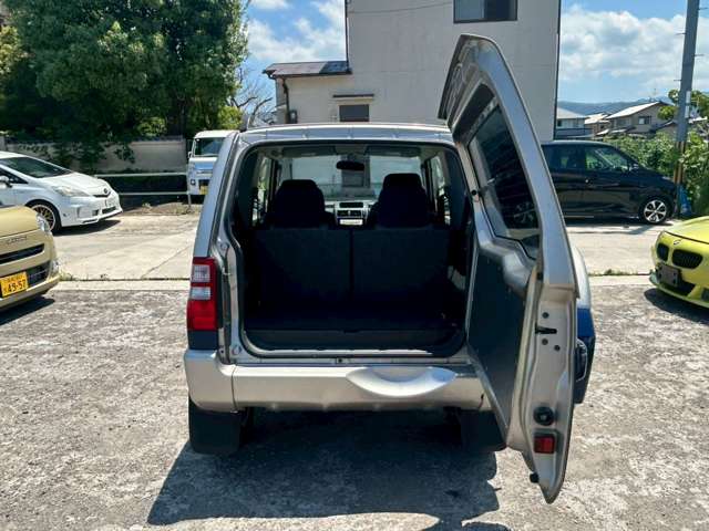 Mitsubishi Pajero Mini 11
