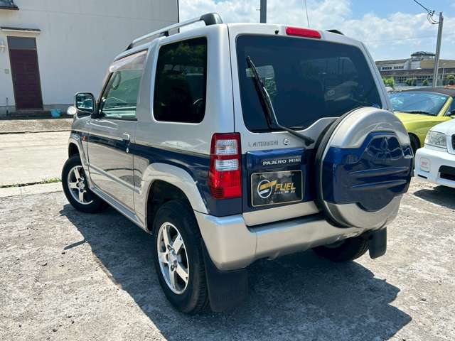 Mitsubishi Pajero Mini 2
