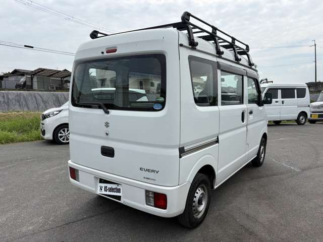Suzuki Every 11