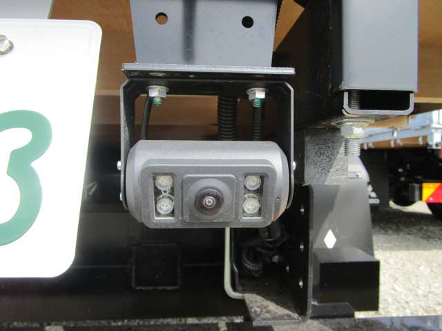 Mitsubishi Fuso Canter 12