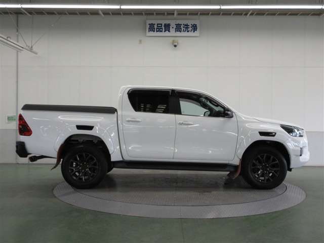 Toyota Hilux 5