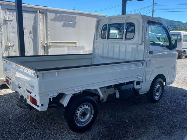 Toyota Pixis Truck 6
