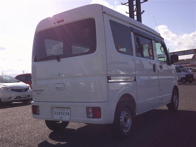 Mitsubishi Minicab Van 5