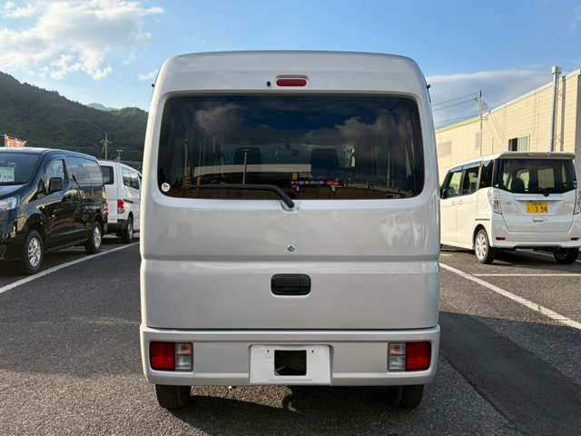 Nissan NV100 Clipper 9