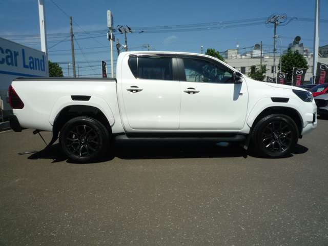 Toyota Hilux 4