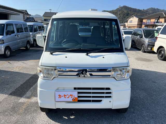 Mitsubishi Minicab Van 2
