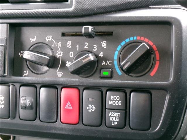 Hino Dutro 11