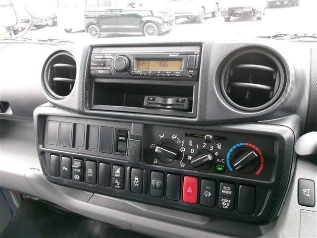 Hino Dutro 8