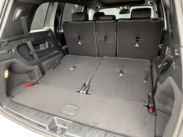 Mercedes-Benz GLB 10