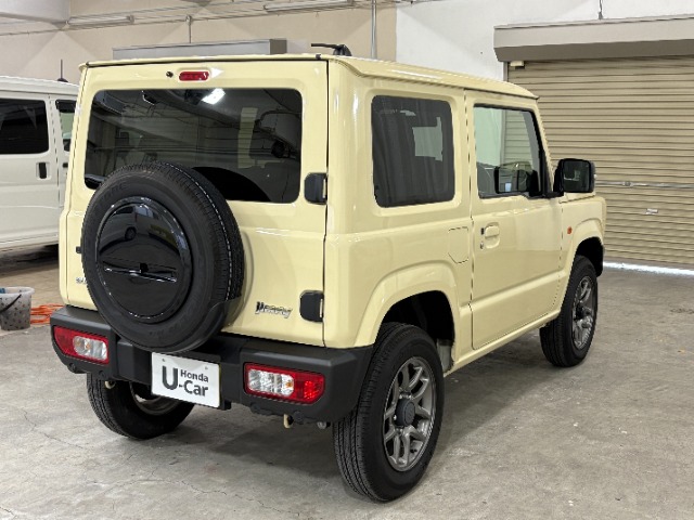Suzuki Jimny 11