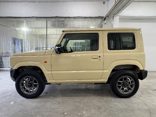 Suzuki Jimny 8