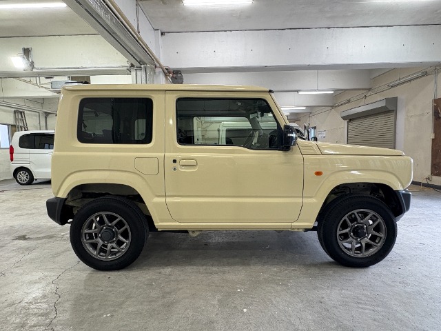 Suzuki Jimny 9
