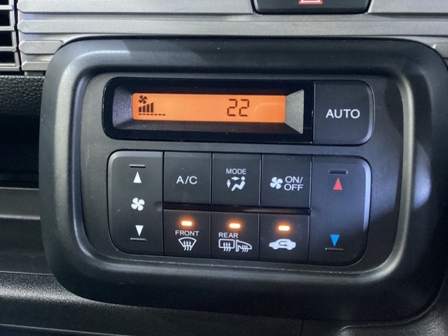 Honda N-VAN 10