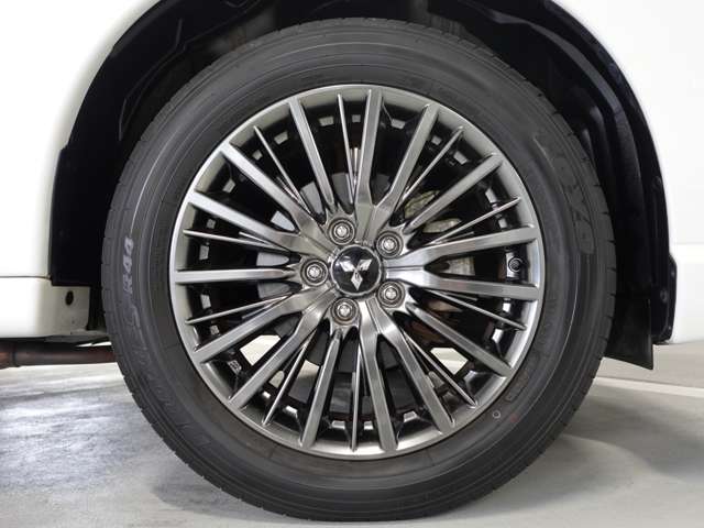 Mitsubishi Outlander PHEV 8
