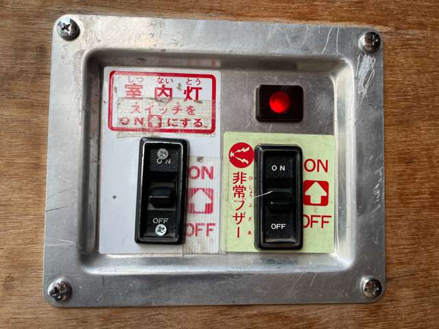 Toyota Toyoace 12