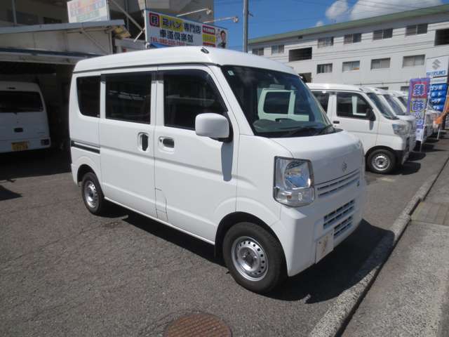 Nissan NV100 Clipper 6