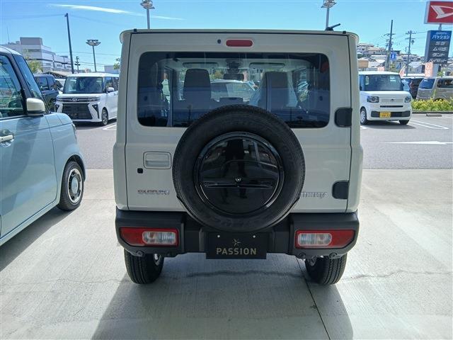 Suzuki Jimny 10