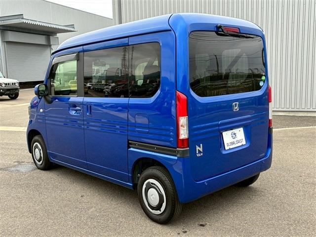 Honda N-VAN 8