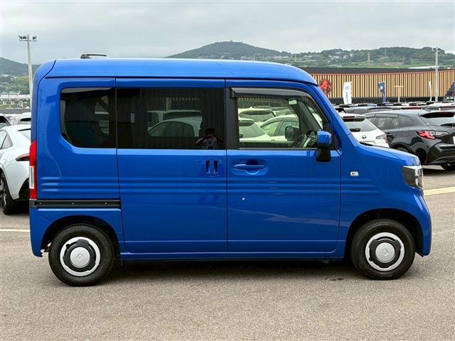 Honda N-VAN 10