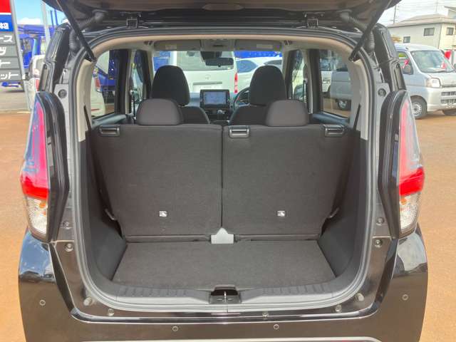 Mitsubishi eK X 12