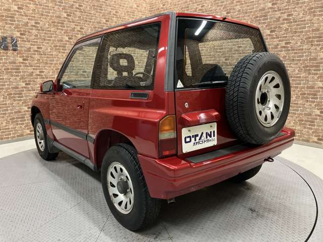 Suzuki Escudo 10