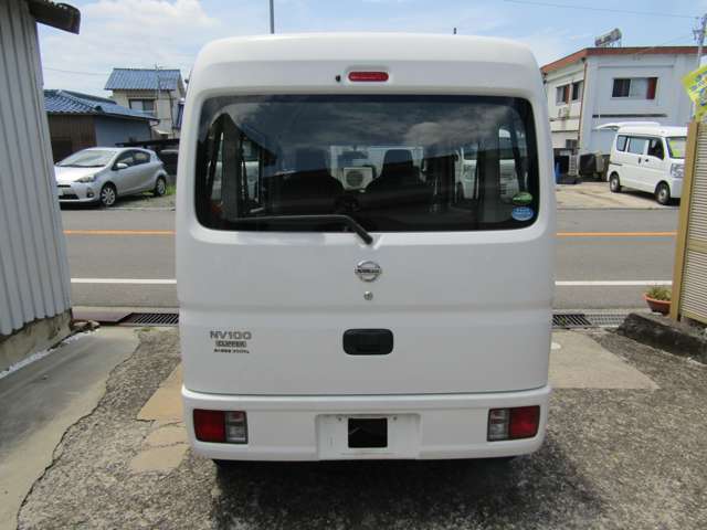 Nissan NV100 Clipper 9