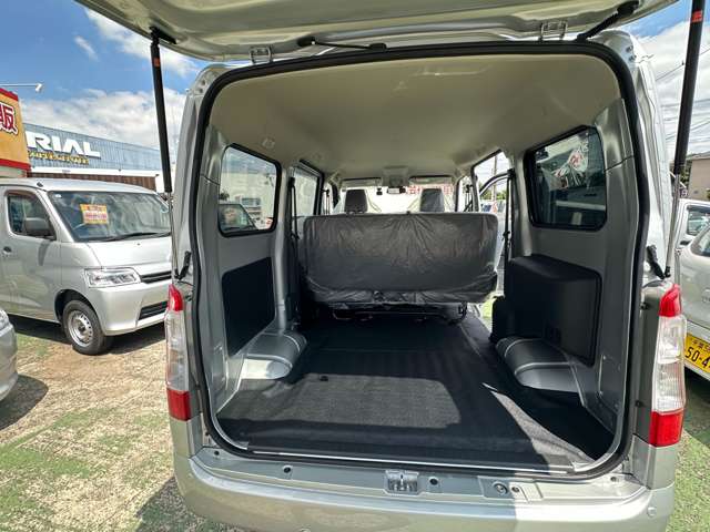 Toyota Town Ace Van 3