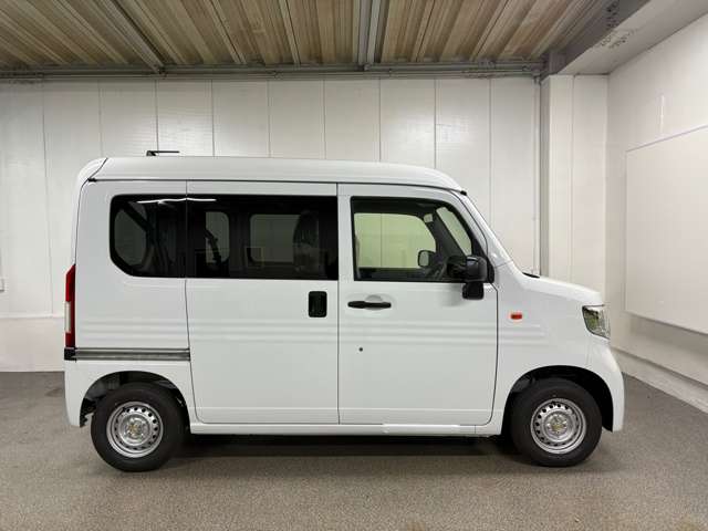 Honda N-VAN 10