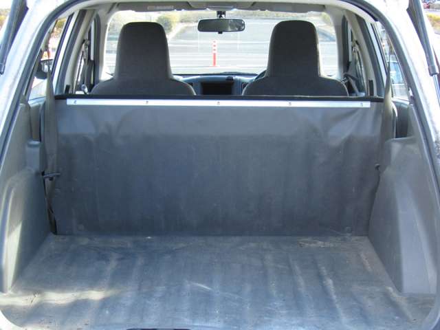 Nissan NV150 AD 8