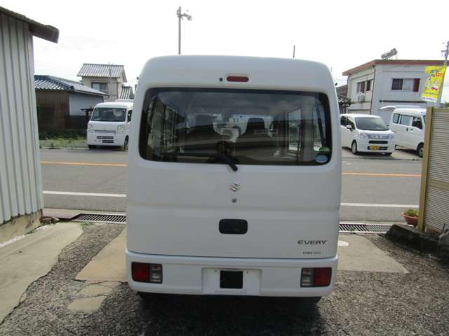 Suzuki Every 12