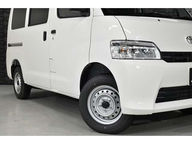 Toyota Town Ace Van 11