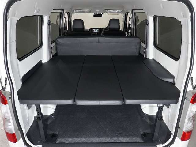 Toyota Town Ace Van 7