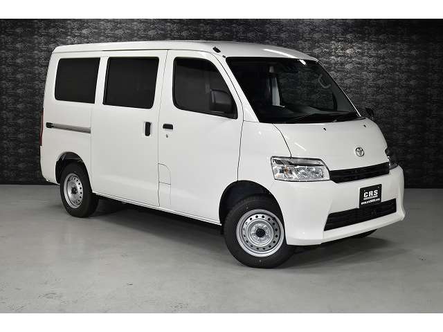 Toyota Town Ace Van 8