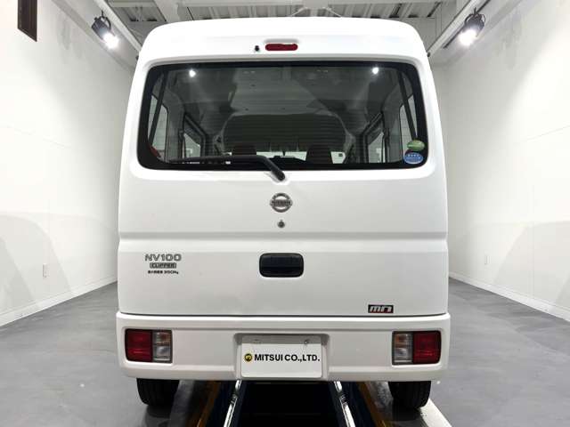 Nissan NV100 Clipper 7