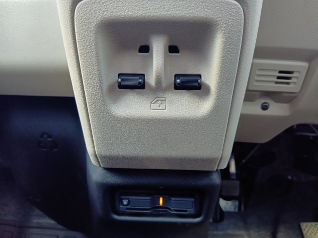 Honda N-VAN e: 13