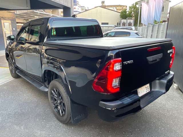 Toyota Hilux 3