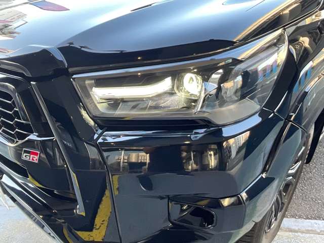 Toyota Hilux 10