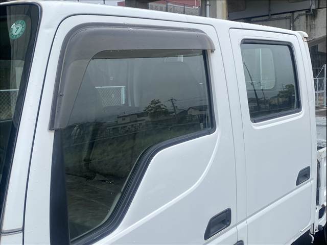 Mazda Titan Dash 12