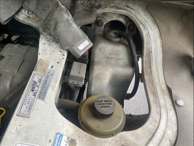 Mazda Titan Dash 5