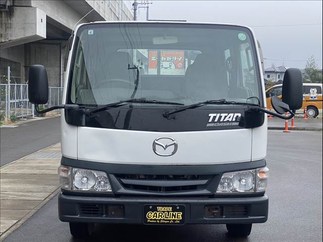 Mazda Titan Dash 9
