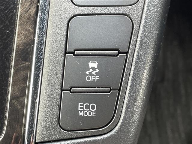 Toyota Alphard 12