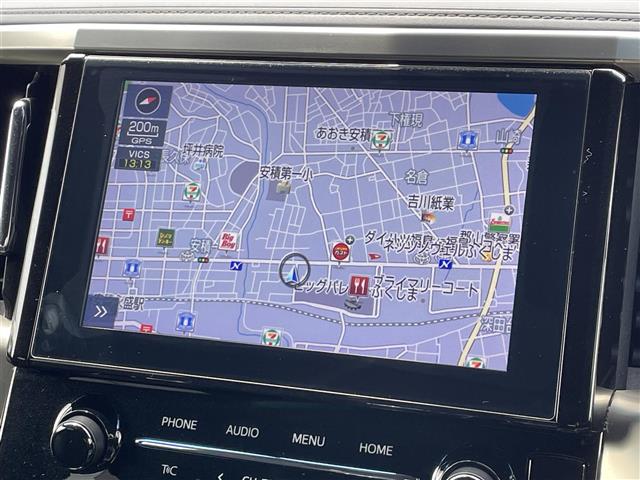 Toyota Alphard 4