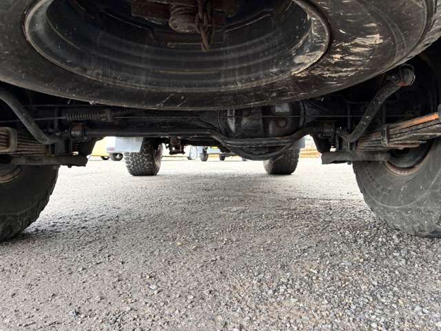 Toyota Land Cruiser 60 11